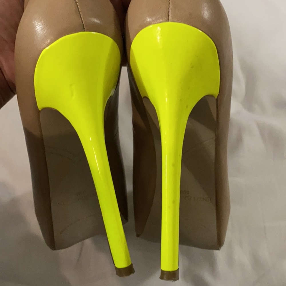 Enzo Angiolini Tigma peep toe platform heel size 9.5 - Picture 4 of 11